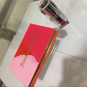 Juicy Couture palette 🎨 and lipstick 💄